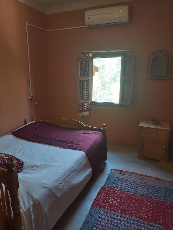 Kasbah Ait Arbi Hotel Ait Ougliff ภายนอก รูปภาพ