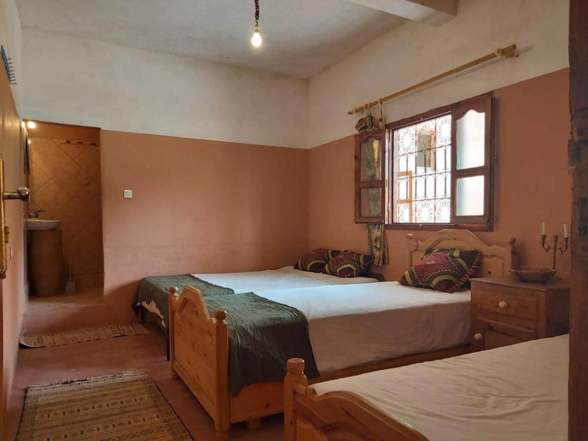 Kasbah Ait Arbi Hotel Ait Ougliff ภายนอก รูปภาพ