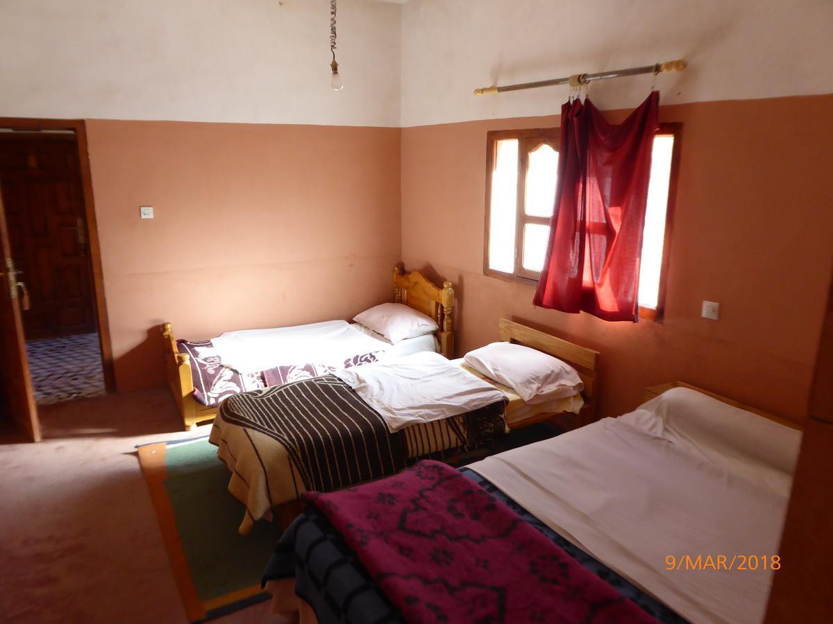Kasbah Ait Arbi Hotel Ait Ougliff ภายนอก รูปภาพ